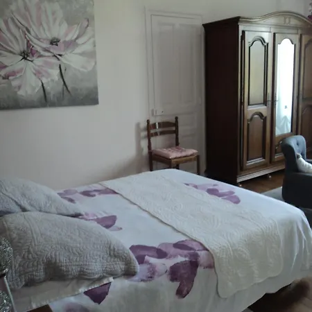 Ferme De Verchalles Verchales-Soutro